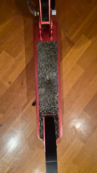 Patinete Tijuana Rojo Metalizado Plegable