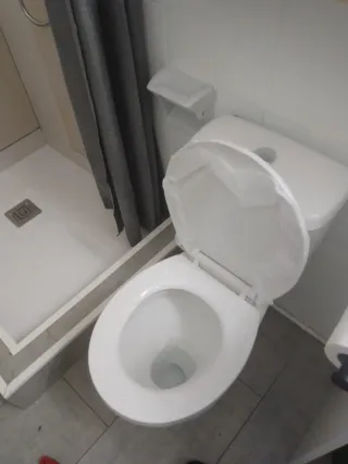 Reparación y cambio de cisternas de baño