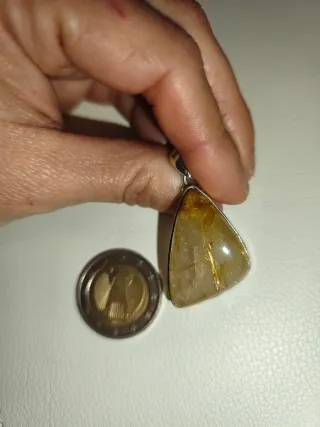 Colgante Cuarzo Rutilo Triángulo