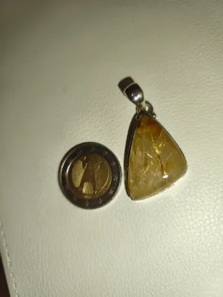 Colgante Cuarzo Rutilo Triángulo