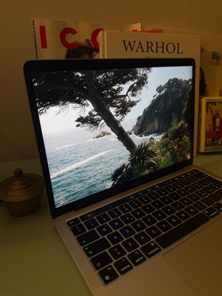 MacBook Pro 13 M2 512GB SSD Nuevo