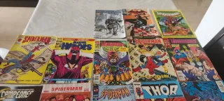 Pack de comics Marvel y uno de DC