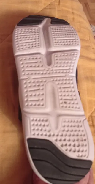 Zapatillas Decathlon sin cordones talla 41