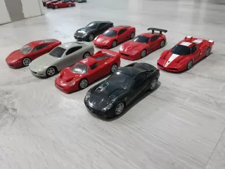 Lote 8 Coches de Juguete