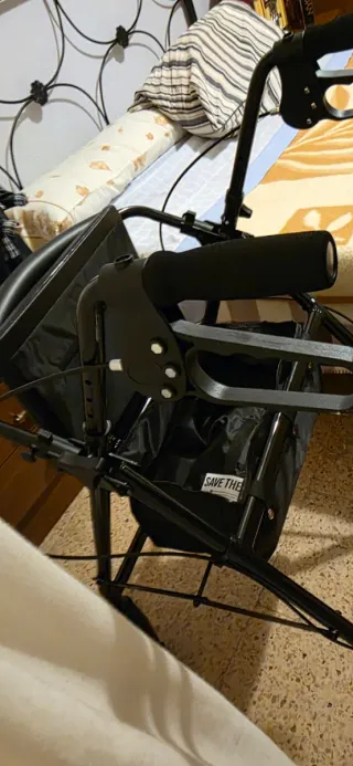 Andador Silla Plegable Casi Nuevo