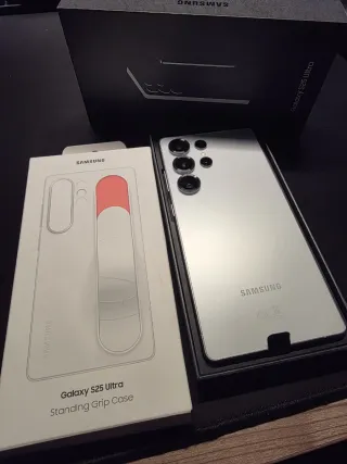 Samsung Galaxy S25 Ultra 256GB Plata