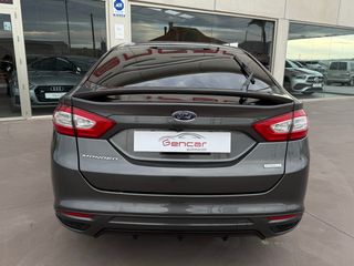 Ford Mondeo 2016 St-Line 160cv