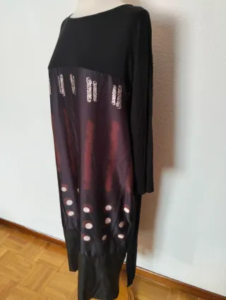 Vestido negro estampado artístico Talla Única
