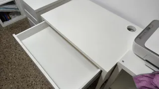 Escritorio y cajonera Micke Ikea