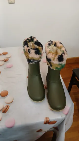 Botas de agua Gioseppo caqui con calcetín de pelo