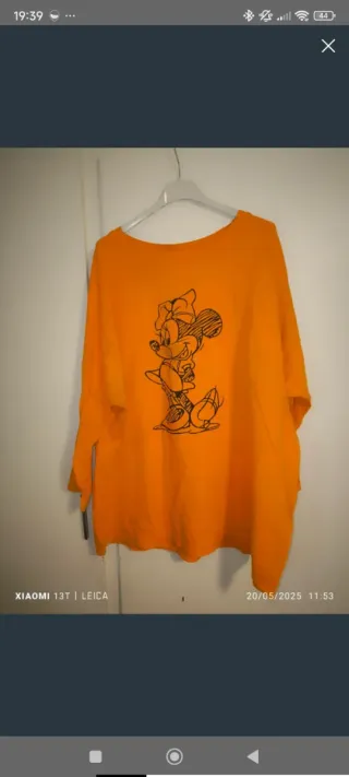 Lote de camisetas con corazones