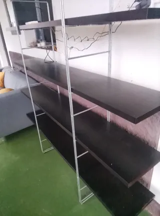 Estantería 1.70m largo x 1.60m alto