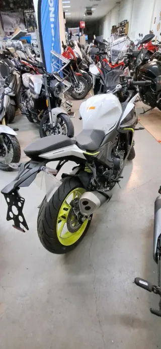 Benelli Tornado 550 - Blanco/Verde