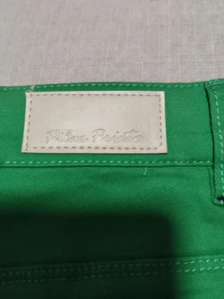 Pantalones tobilleros verde manzana elastano