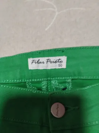 Pantalones tobilleros verde manzana elastano