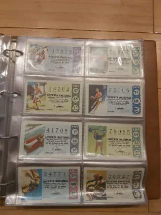 Álbum de Billetes con Escudo