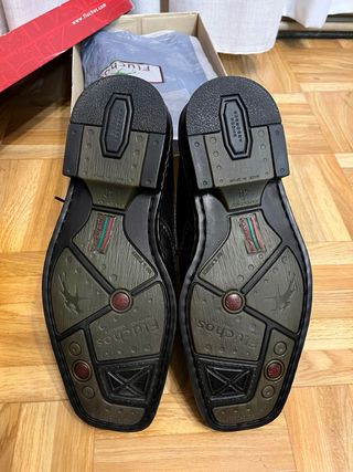 Zapatos Fluchos Piel Talla 40 negros