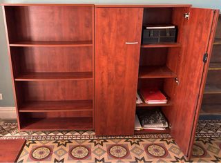 Armario de oficina madera marrón