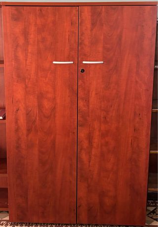 Armario de oficina madera marrón