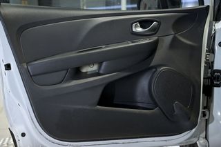 Renault Clio   Limited TCe 55kW 75CV 18