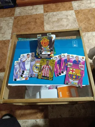 Lote 81 cromos 2026 Adrenalyn + 1 Balón de Oro