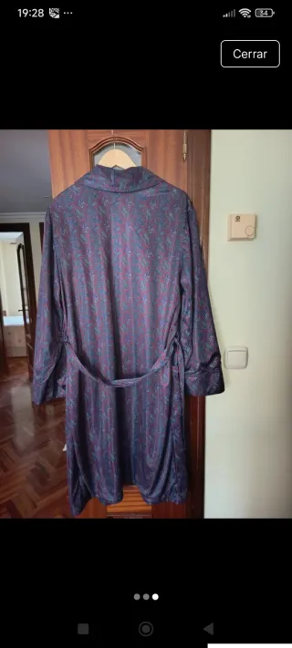 Bata larga hombre paisley