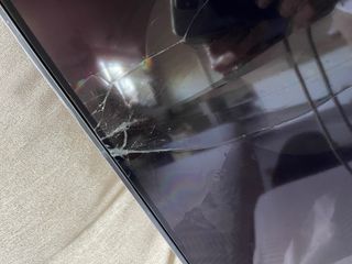 LG UHD AI Smart TV 55 UA75. Pantalla rota.