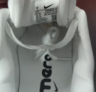 Nike talla 40 Blanco y gris