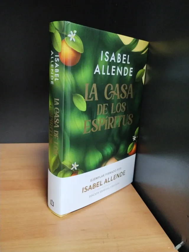 La casa de los espíritus Nuevo y firmado!