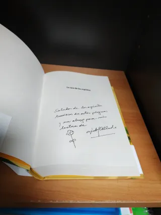 La casa de los espíritus Nuevo y firmado!