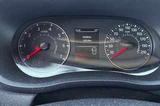 Renault Master   Furgon T L2H2 3500 Bl dCi 100kW 135CV