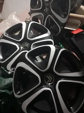 Tapacubos Citroen C4 (4 unidades)