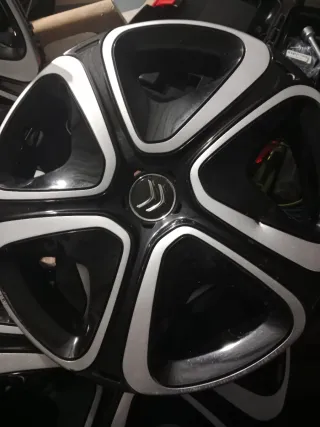 Tapacubos Citroen C4 (4 unidades)