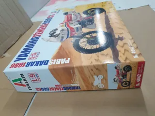 Maqueta Yamaha Ténéré 660cc Dakar 1986 Italeri