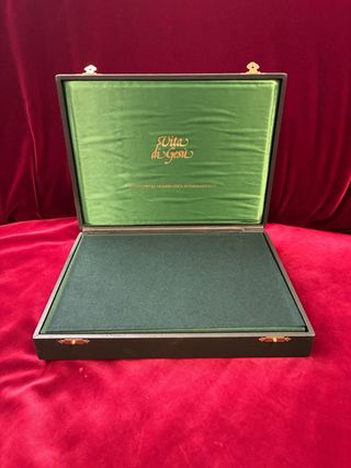 Contenitore per monete in velluto verde