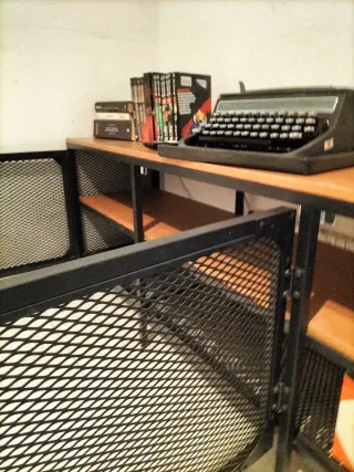 Mobile TV Ikea Fjallbo