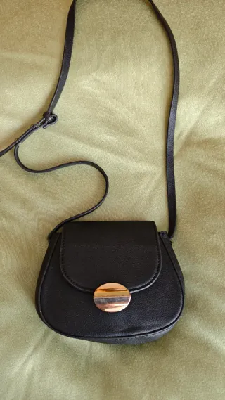 Lote 2 minibolsos: bolso marrón + bolsito negro