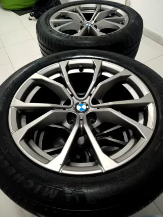 Llantas BMW G20 G21 17 con Neumáticos