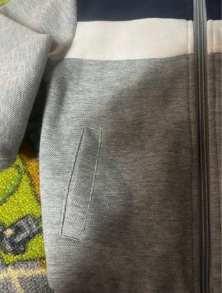 Casaco menino cinzento com azul