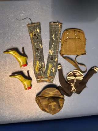 Accessori Bratz: Jeans, Scarpe, Zaino, Giacca, Cap