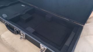 Estuche Ibanez W200C o W250C Modular Descatalogado