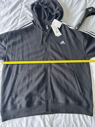 Chaqueta Adidas Negra con Rayas Blancas
