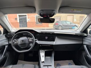 Peugeot 408 2025