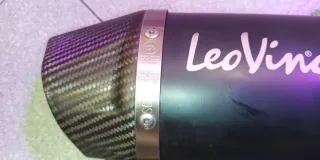 Escape LeoVince Honda Forza Homologado