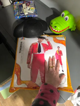 Disfraz Torero Talla M con Montera