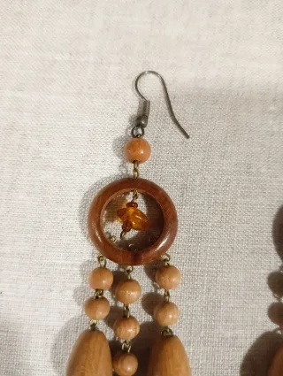 Pendientes largos madera y ámbar