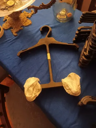 Lote de 48 perchas para ropa de bebé