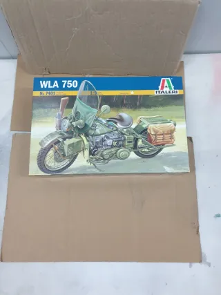 Maqueta Italeri WLA 750 1:9