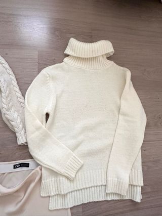 Lote falda de Zara  y 2 jerseys