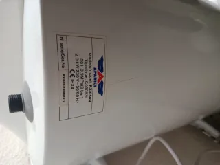 Termo eléctrico Aparici con pantalla digital